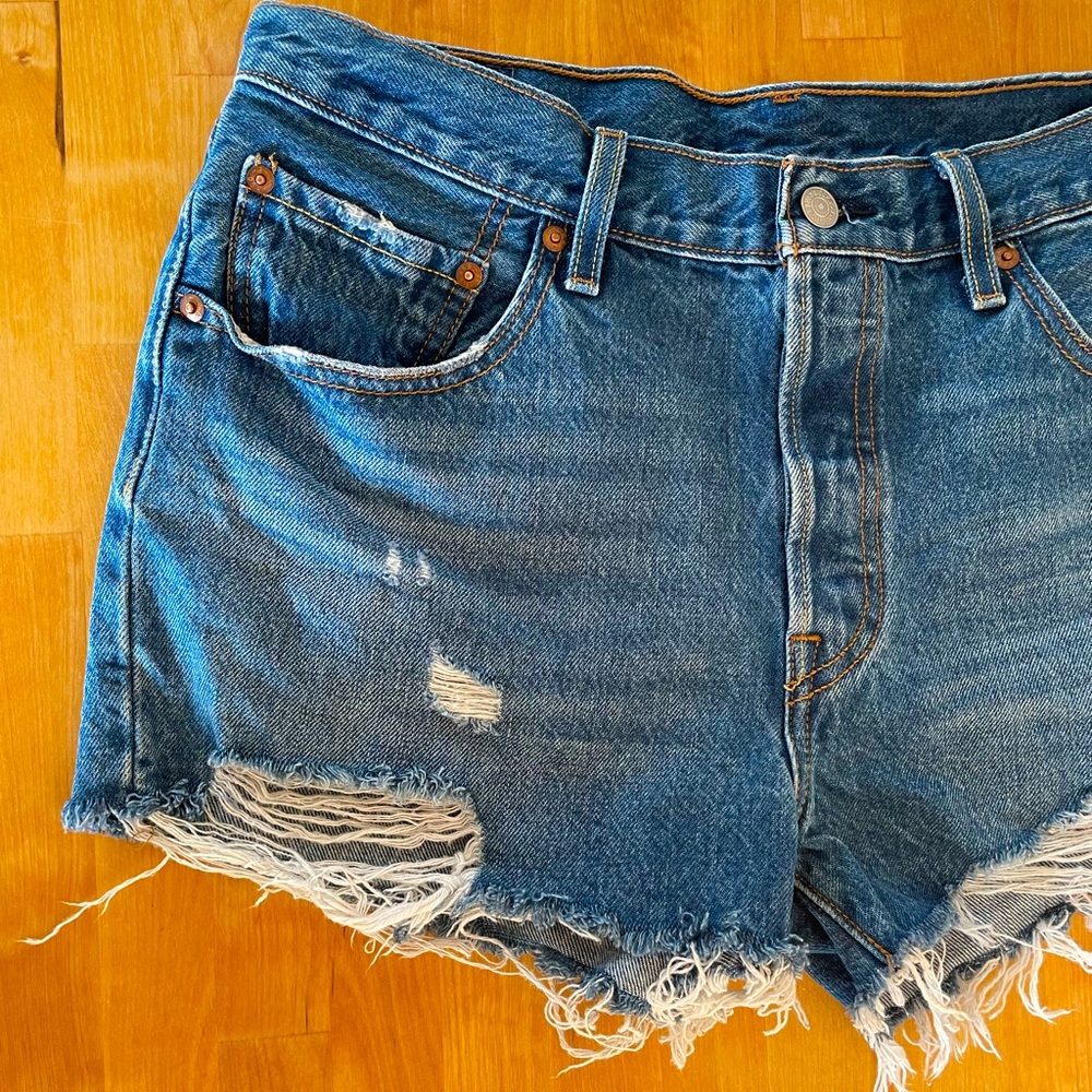 Distressed Levi Shorts